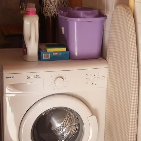 Chris Holiday home *